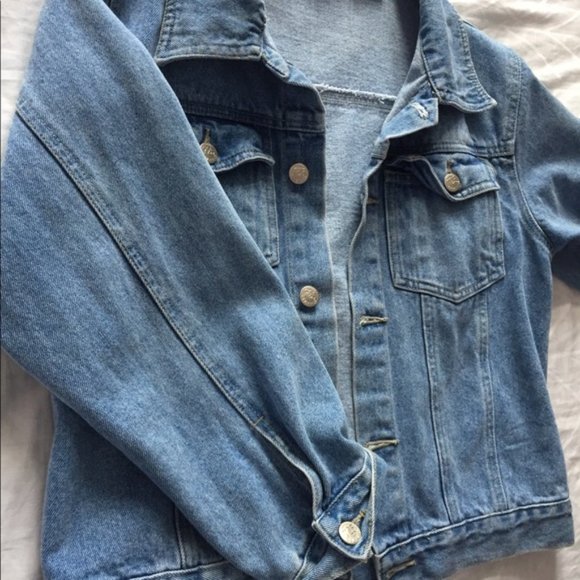 Women’s Vintage Denim/Jean Jacket - Picture 4 of 7